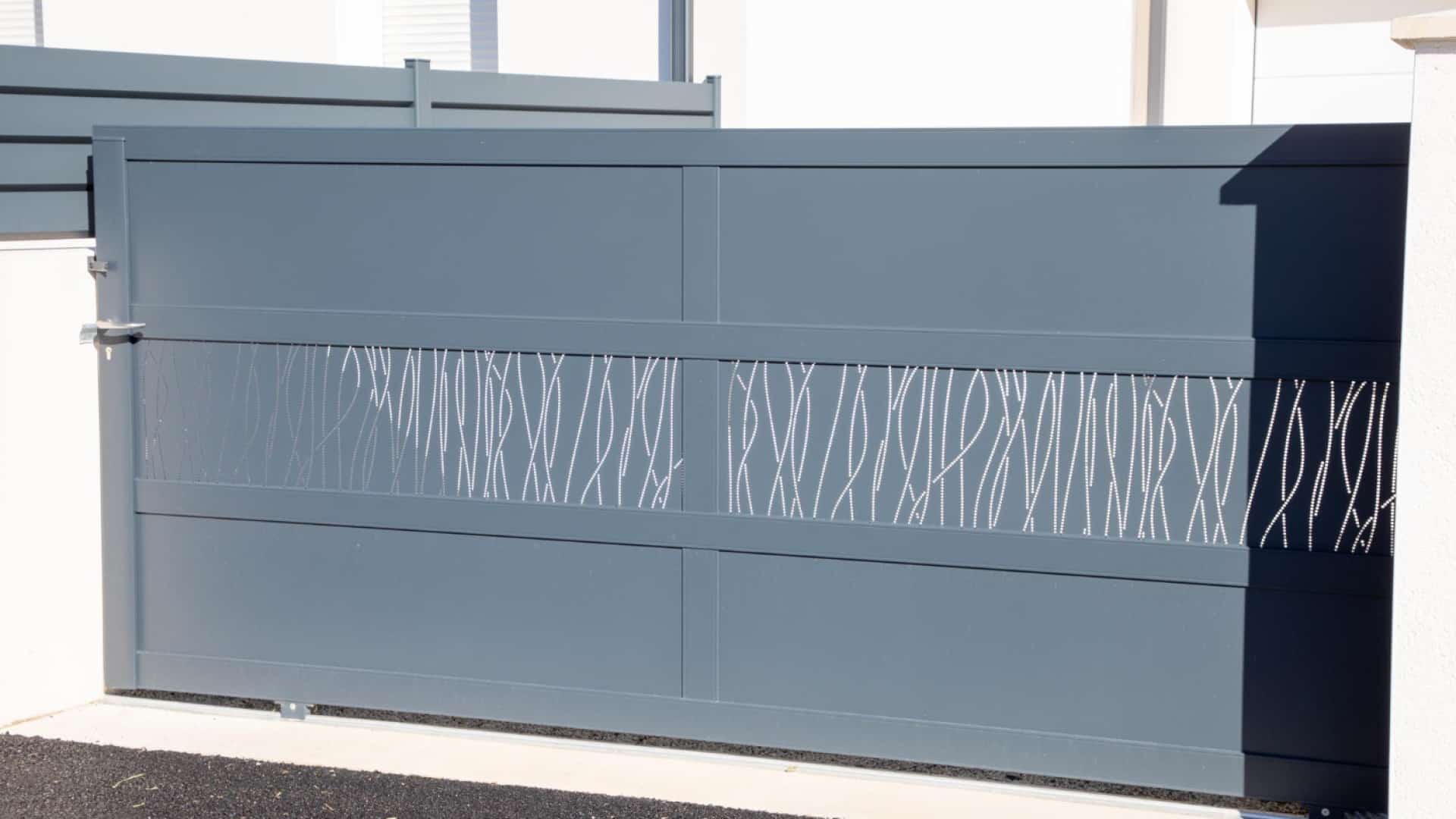 Portail en aluminium : sécurité et design réunis !